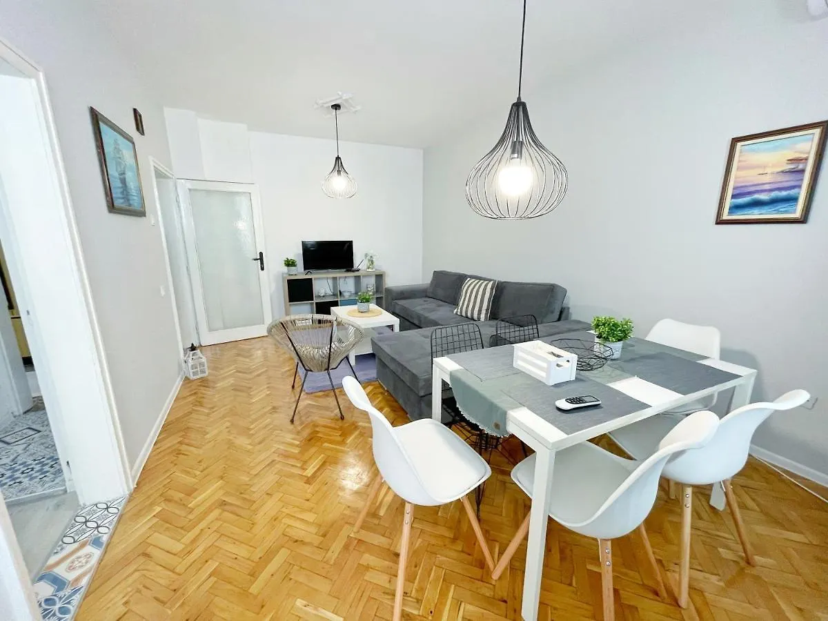 בורגאס Holiday Home 0*,  בולגריה